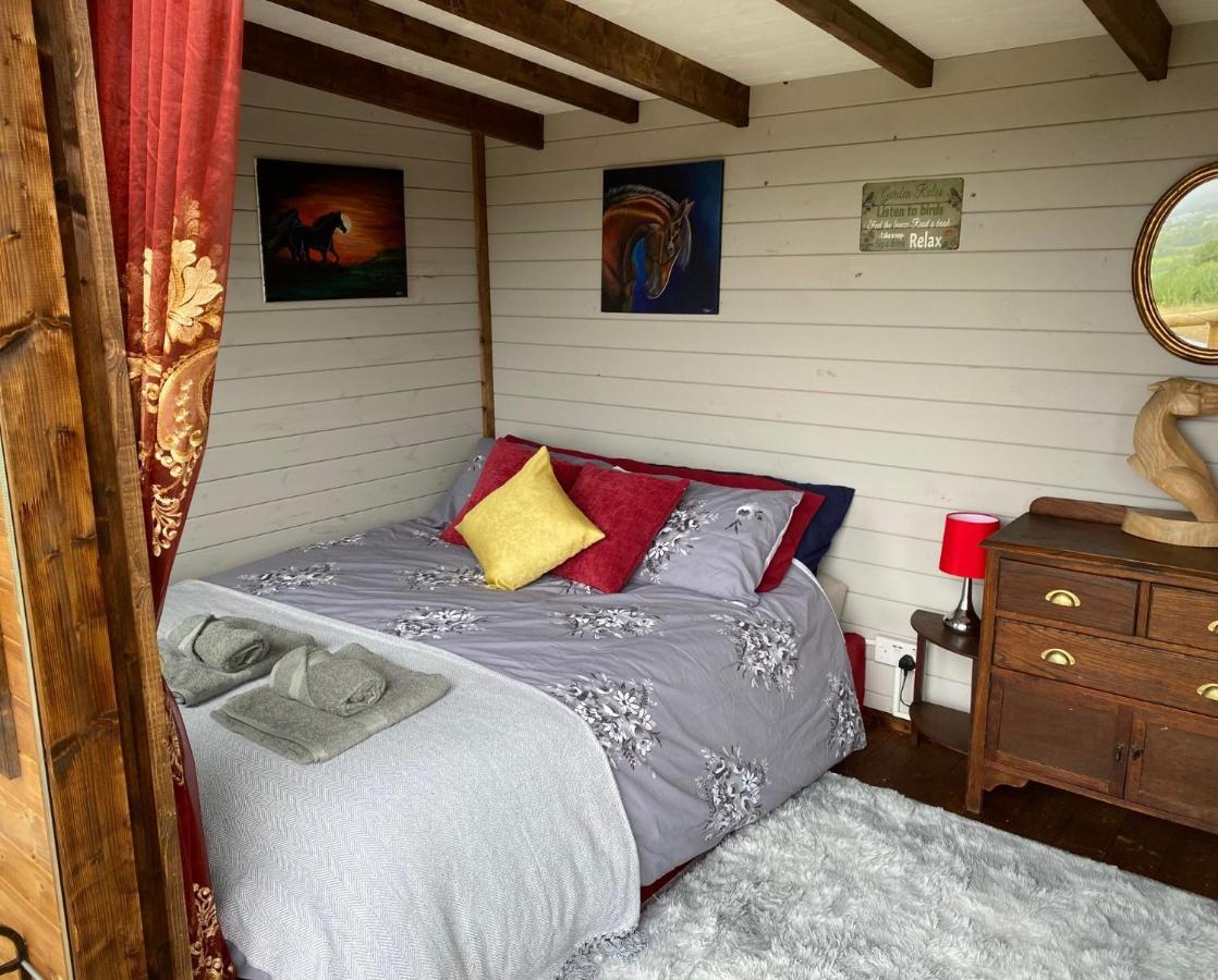 Cherry Tree Glamping Lodge Wellington  Zewnętrze zdjęcie