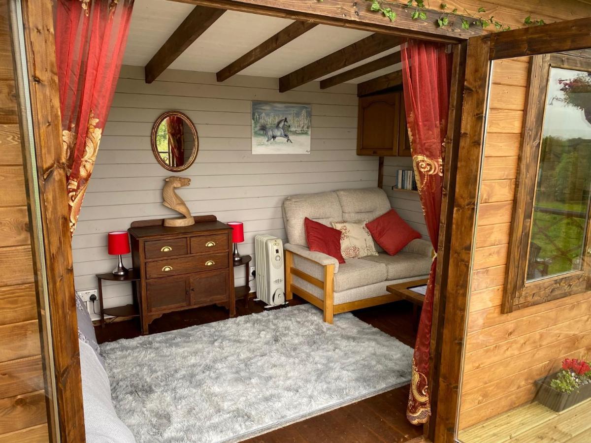 Cherry Tree Glamping Lodge Wellington  Zewnętrze zdjęcie